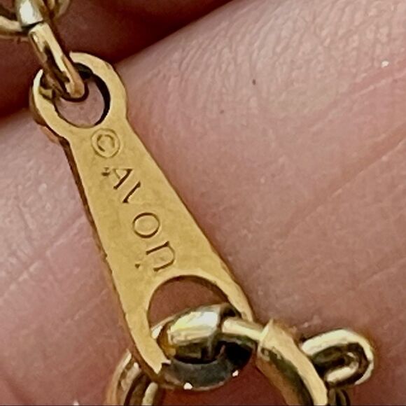 Avon faux Pearl multi strand necklace - Picture 7 of 12